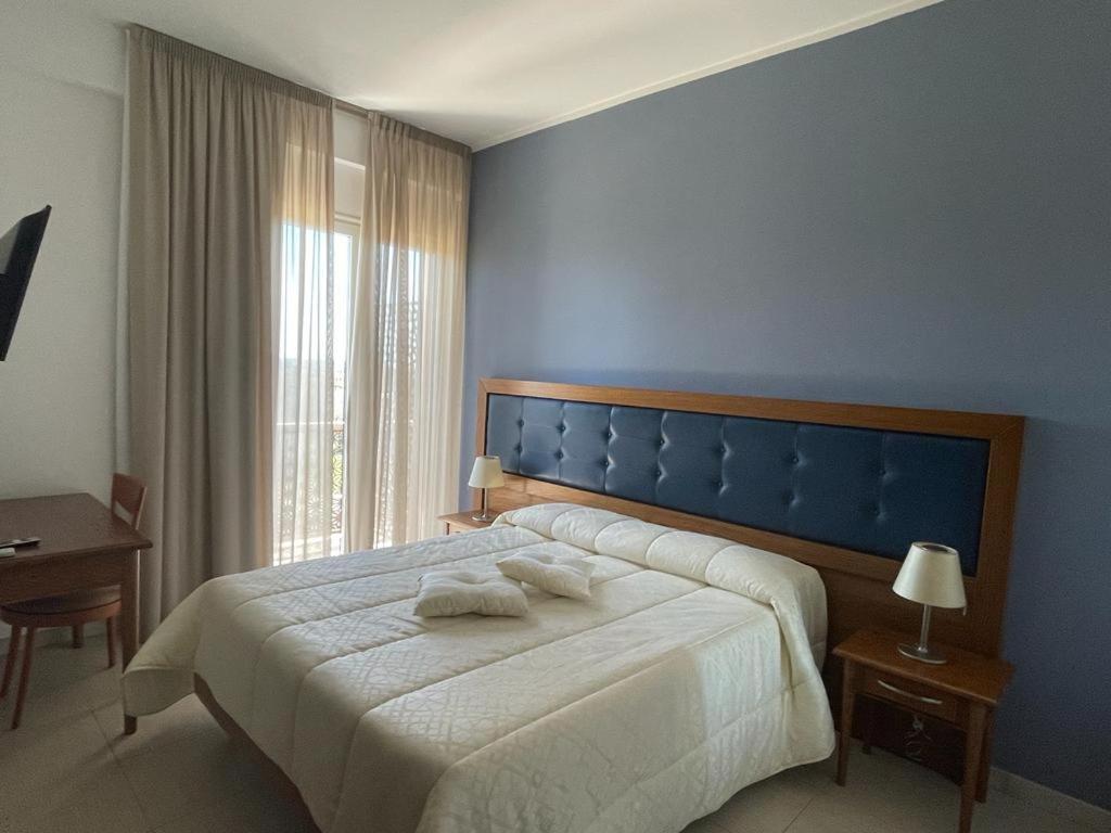 Hotel Posidonia Porto Cesareo Eksteriør bilde
