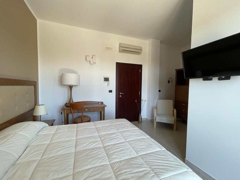Hotel Posidonia Porto Cesareo Eksteriør bilde